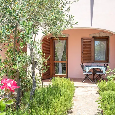 Sardegnaest Vista Mare Piscina Semesterbostad